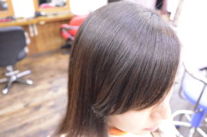 縮毛矯正-前髪-自然-大人バング